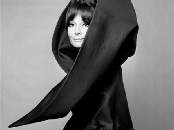 Gian Paolo Barbieri, Audrey Hepburn per Valentino, Vogue Italia, Roma, 1969