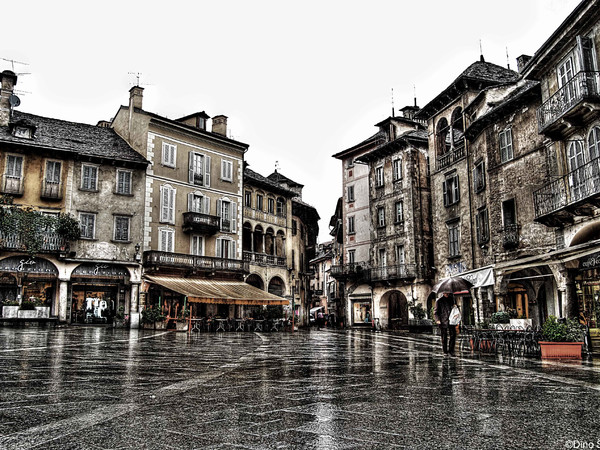 Piazza Mercato, Domodossola