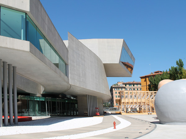 Il Maxxi a Roma by Zaha Hadid | Photo by Antonella Profeta 