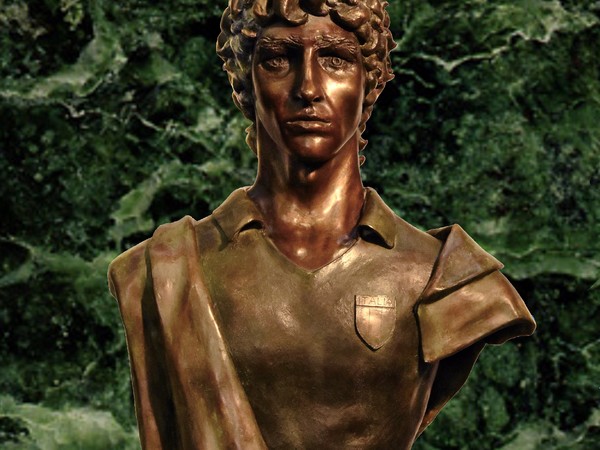 Elisa Morucci, Paolo, 2021, bronzo, ca. 200 cm.