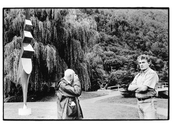 Henri Cartier-Bresson fotografa Léonard Gianadda, Martigny, 2 settembre 1994 