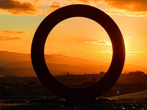 Mauro Staccioli, L'anello di San Martino I Ph. Sergio Borghesi