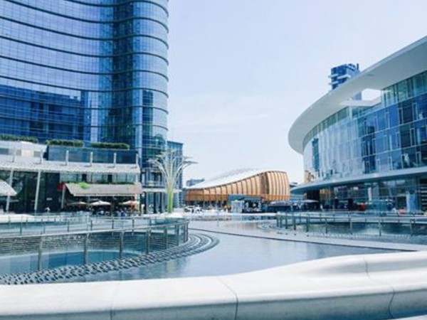 Unicredit Pavilion, Piazza Gae Aulenti, Milano