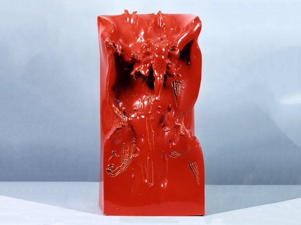 Giacinto Cerone, Senza titolo, Faenza 2004, ceramica rossa, 68x33x30