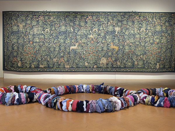 Michelangelo Pistoletto, Il Terzo Paradiso e l'Arazzo Millefiori, Palazzo dei Vescovi, Pistoia