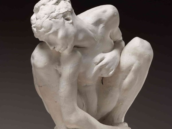 Auguste Rodin, Femme accroupie, petit modèle. Plâtre. Dim 32 x 29,2 x 21,3 cm. Musée Rodin – Paris © Musée Rodin I Ph. Christian Baraja