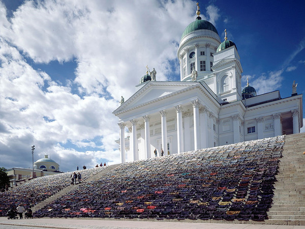 Kaarina Kaikkonen, <em>WAY</em>, 2000, Cattedrale di Helsinki | Foto: J.Tiainen