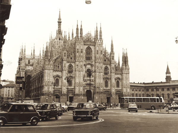 Pigi Rabolini, Piazza del Duomo