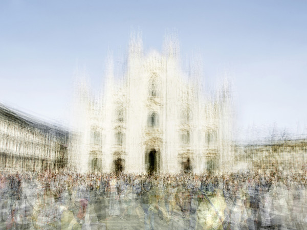 Jacob Gils, Milan #2, 2015, C-print, 125x180 cm, Ed. of 3