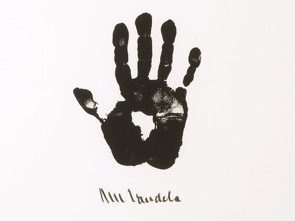 Hand on Africa, (2001 ca.) Nelson Mandela, courtesy (c) Belgravia Gallery