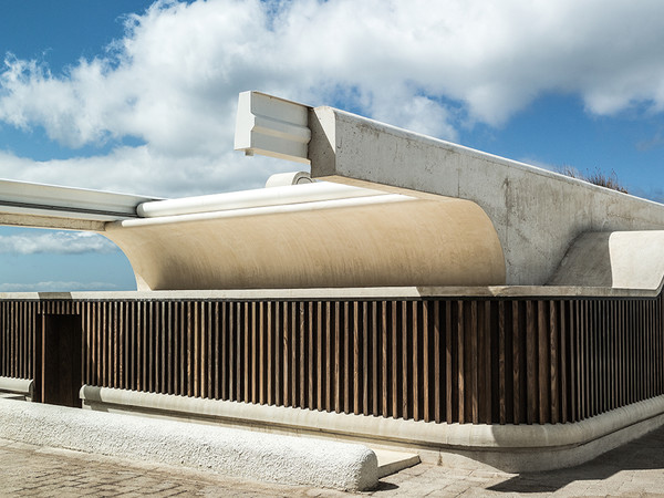 Jo Noero, Small house next to the sea in Cape Town