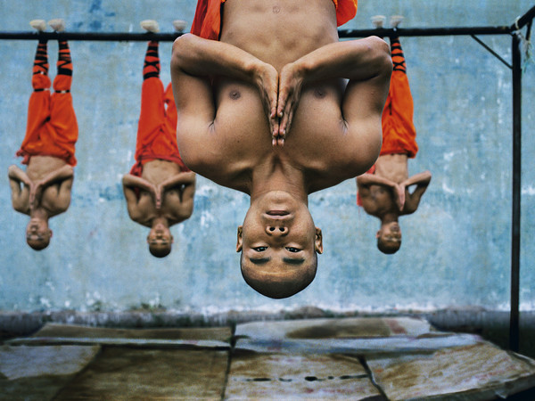 Steve McCurry, Zhengzhou, Cina, 2004