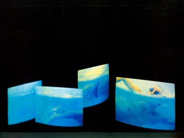 Studio Azzurro, Il nuotatore (va troppo spesso a Heidelberg), Videoambiente, 1984, Venezia, Palazzo Fortuny