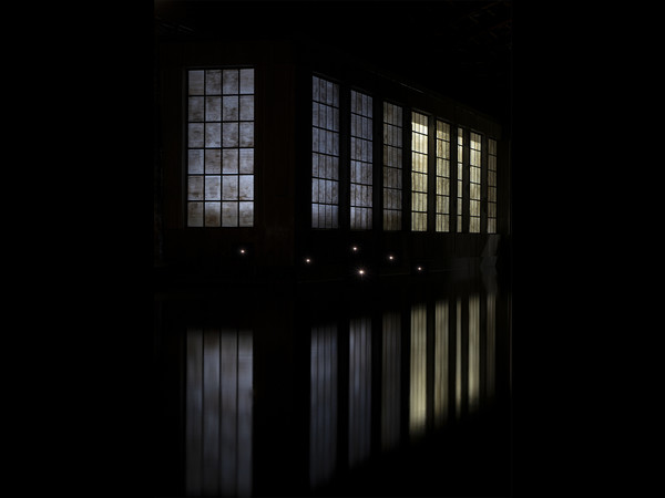 Gian Maria Tosatti, Storia della Notte e Destino delle Comete, 2022. Installazione ambientale site specific Gian Maria Tosatti, Storia della Notte e Destino delle Comete, 2022. Installazione ambientale site specific