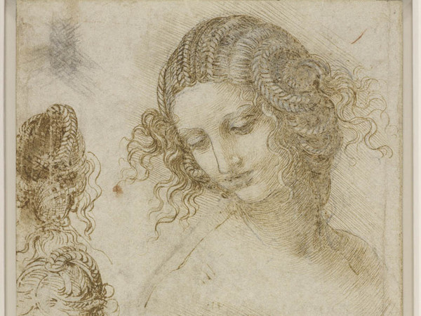 Leonardo da Vinci, Studi di testa femminile, 1505-1507. Matita nera, penna e inchiostro su carta, 198 ✕ 166 mm. The Royal Collection / HM Queen Elizabeth II