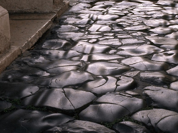 148 a.C. | La Via Postumia collega la cittàAquileia viene raggiunta dalla via consolare, tracciata dal console Spurio Postumio Albino
