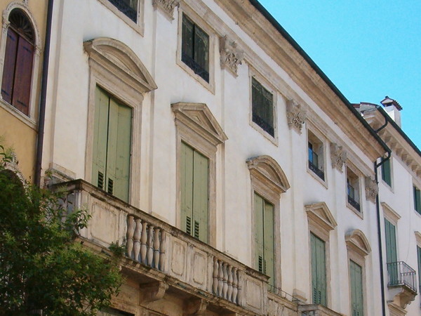 Palazzo Pojana