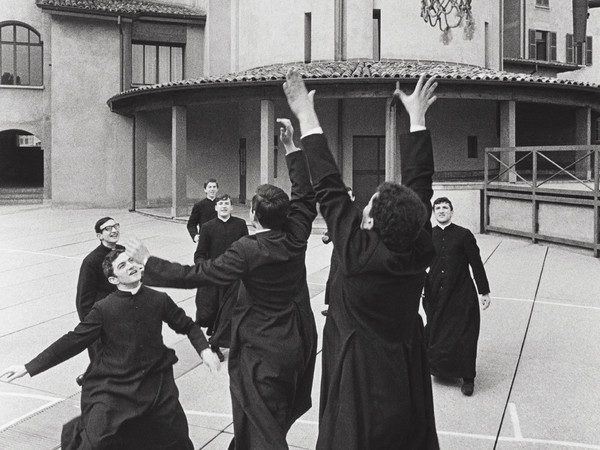 Pepi Merisio, <span><em>Basket in Seminario</em>, Bergamo, 1964. </span><span>Stampa ai sali d’argento, vintage print, cm. 24x35</span>