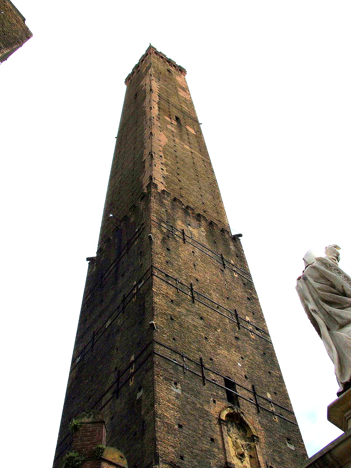Dove Si Trova La Torre Degli Asinelli