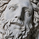 Dettaglio del clipeo con l’effige di Giove
