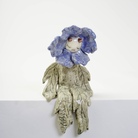 Clementine De Chabaneix, Bluette, Ceramica smaltata, 20 cm | | Courtesy Dorothy Circus Gallery | © Clémentine de Chabaneix