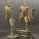 Veduta della mostra “Serial Classic”, co-curata da Salvatore Settis e Anna Anguissola. Fondazione Prada Milano, 2015. Foto Attilio Maranzano. Courtesy Fondazione Prada