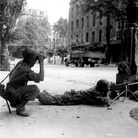 Soldati di fanteria francese durante i combattimenti per la liberazione della città di Marsiglia. Marsiglia, Francia, agosto 1944