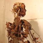 Il Sedicente Moradi, AUTUNNO, dettaglio del corpo.