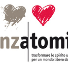 Senzatomica. Trasformare lo spirito umano per un mondo libero dalle armi nucleari