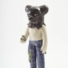 Clementine De Chabaneix, Le garçon jardin 2, Ceramica smaltata, 83 × 39 × 38 cm | Courtesy Dorothy Circus Gallery | © Clémentine de Chabaneix