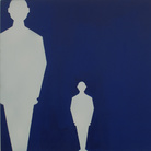 Renato Mambor, Uomini statistici (Fondo blu), 1962, Smalto e acrilico su tela, 140 x 105 cm, Collezione privata