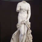 Venere Landolina, copia imperiale romana del II d.C. di un originale ellenistico della prima metà del II sec. a.C Marmo, h cm 165,5. Provenienza: Siracusa, Ninfeo di Acradina Rinvenuta nel 1884 da Saverio Landolina. Siracusa, Museo Archeologico Regionale Paolo Orsi