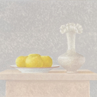 Xavier Valls, Table avec assiette de pommes jaunes, vase &laquo;1900&raquo;, 1986, Huile sur toile, 38 x 46 cm |&nbsp;Courtesy &copy;️ Archives Xavier Valls 2026 - &copy;️ ADAGP 2026