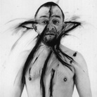 Arnulf Rainer, Face Farces, 1970-75, cm 60x50, Tecnica mista su fotografia, Esemplare unico - Courtesy: Eidos Immagini Contemporanee