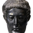 Parte anteriore di una testa maschile, 375-­?350 AC (da un’isola del lago di Bolsena), bronzo, h 25,4 cm. Londra, British Museum