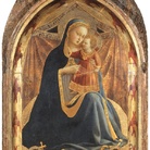 Guido di Pietro, poi Fra’ Giovanni da Fiesole detto Beato Angelico, Madonna dell’Umiltà con San Giovanni Battista, San Paolo e l’incontro tra San Domenico e San Francesco, 1428-1430, tavola. Parma, Galleria Nazionale