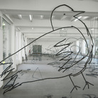 Petrit Halilaj, Abetare (Big bird), 2015, Scultura in acciaio, 303 x 357 x 5 cm, Collezione De Iorio