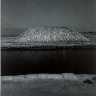 Enzo Obiso (Campobello di Mazara,Trapani, 1954 ), Sicilia - Salina, 1999, Stampa ai sali d ’argento | © Enzo Obiso | Courtesy of GAM, Torino 2018