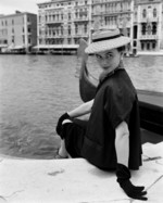 Intramontabili eleganze. Dior a Venezia nell'archivio Cameraphoto