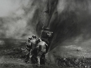 mostra The MAST Collection - Un alfabeto visivo dell’industria, del lavoro e della tecnologia - Paola Agosti, Richard Avedon, Gabriele Basilico, Gianni Berengo Gardin, Margaret Bourke-White, Henri Cartier-Bresson, Thomas Demand, Robert Doisneau, Walker Evans, Luigi Ghirri, Mario Giacomelli, Mimmo Jodice, André Kertesz, Josef Koudelka, Dorotohea Lange, Erich Lessing, Herbert List, David Lynch