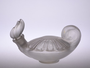 Viaggio nella storia del Profumo. Collezione Storp