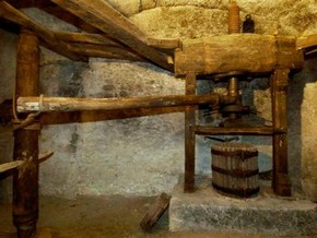 mostra Paesaggi dell'olio, tra uliveti e frantoi del Tigullio di interesse culturale