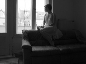 mostra Ina Otzko. Sono qui, puoi sentirlo? - Ina Otzko