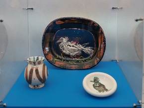 Da Picasso a Warhol, le ceramiche dei grandi artisti