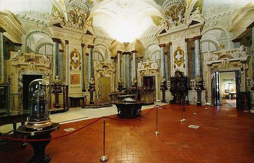 Firenze, Museo degli Argenti, interno