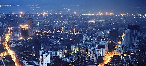 skyline notturno