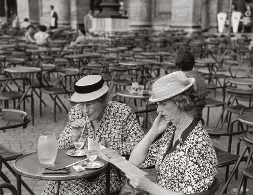 Ruth Orkin, Two American Tourists, Rome, Italy, 1956. Modern Print, 2021