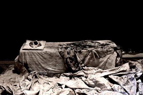 Tiziana Cera Rosco, Naufragio letto, performance