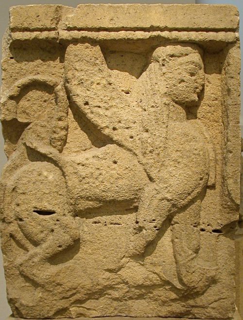 Tra Cipro e Sicilia, preziosi ornamenti del passato. La scultura arcaica tra Selinunte e Morgantina
