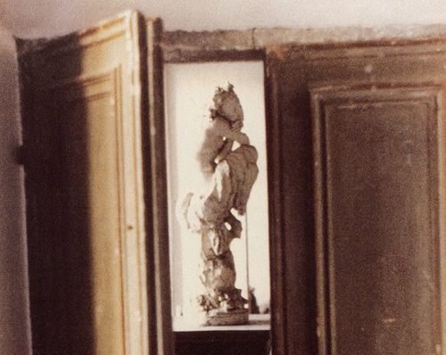 Cy Twombly, Interior, Bassano in Teverina, 1998, color dry-print, edition of 3 © Fondazione Nicola Del Roscio